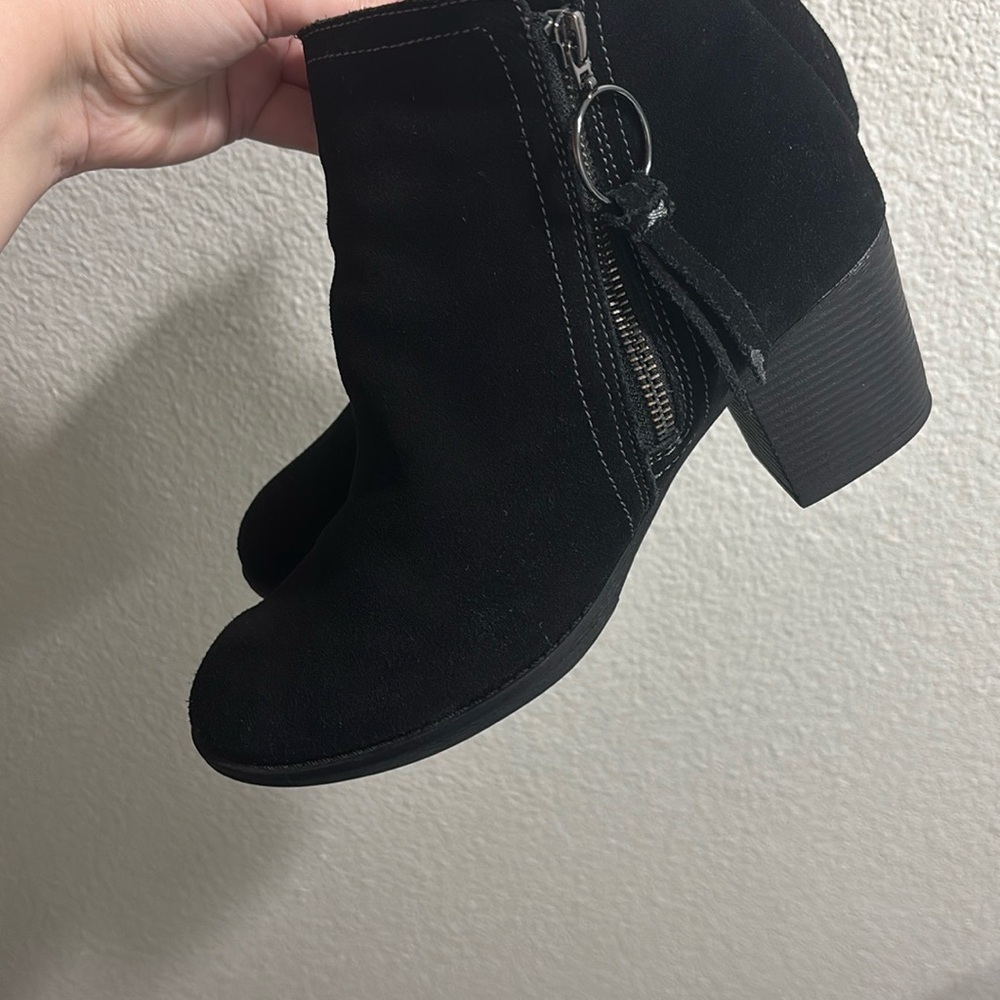 Skechers Memory Foam Black Suede Ankle Boots- Size 10
